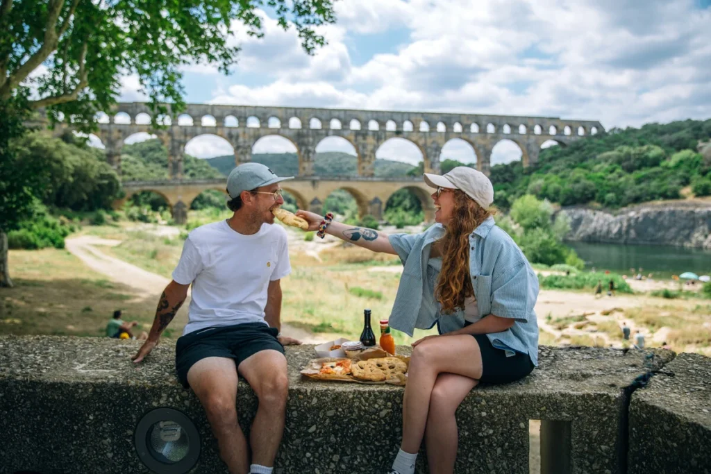 pose pique nique au pont du Gard