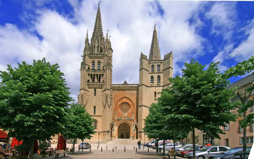 cathédrale de Mende construite sur ordre d'Urbain V
