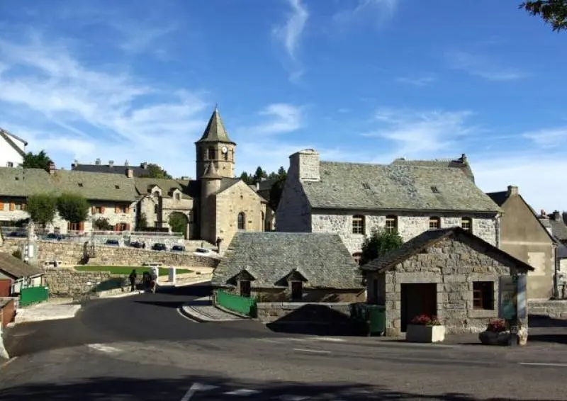 Nasbinals aubrac vue du foirail
