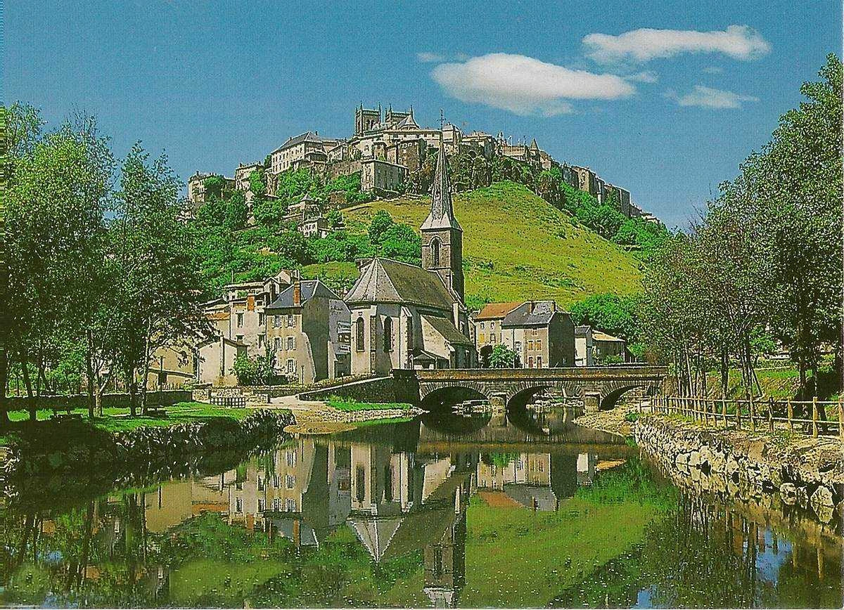 ville de St Flour que traversa Urbain V