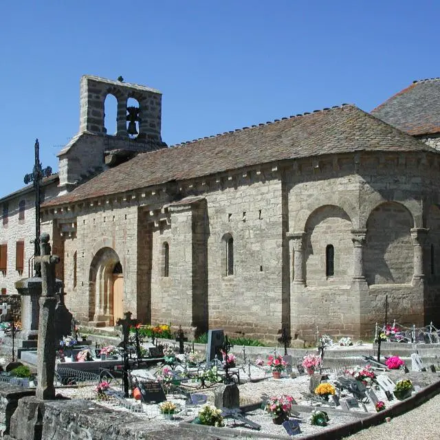 belle église Romane de la vallée du lot
