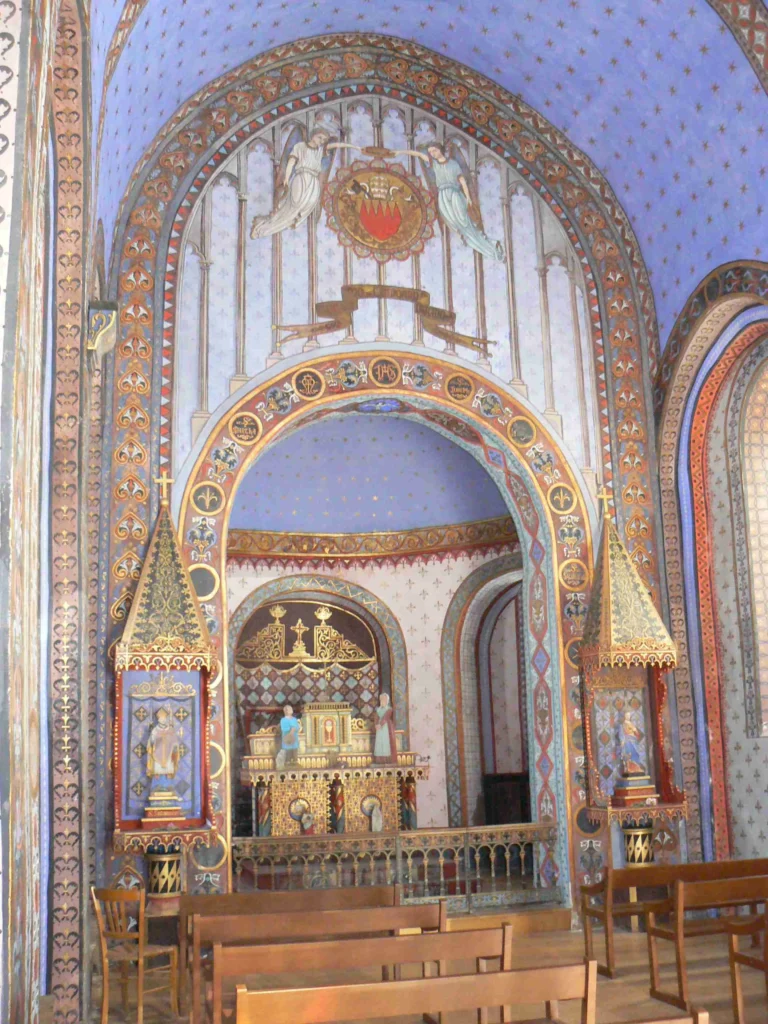 L'autel de la chapelle de Bédouès