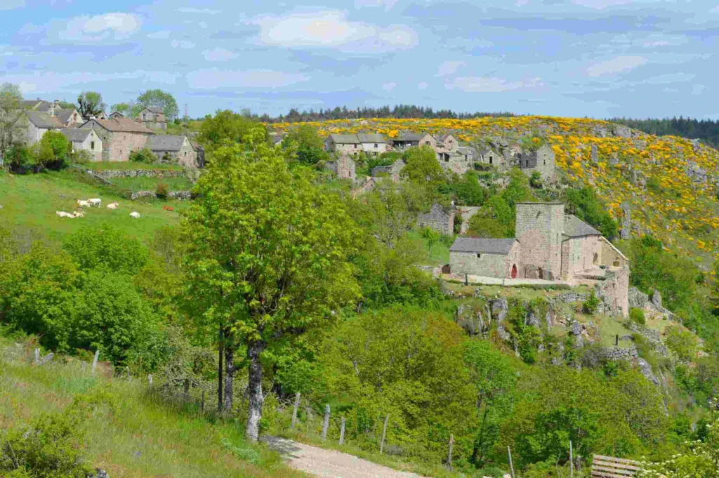 Village de grizac et château