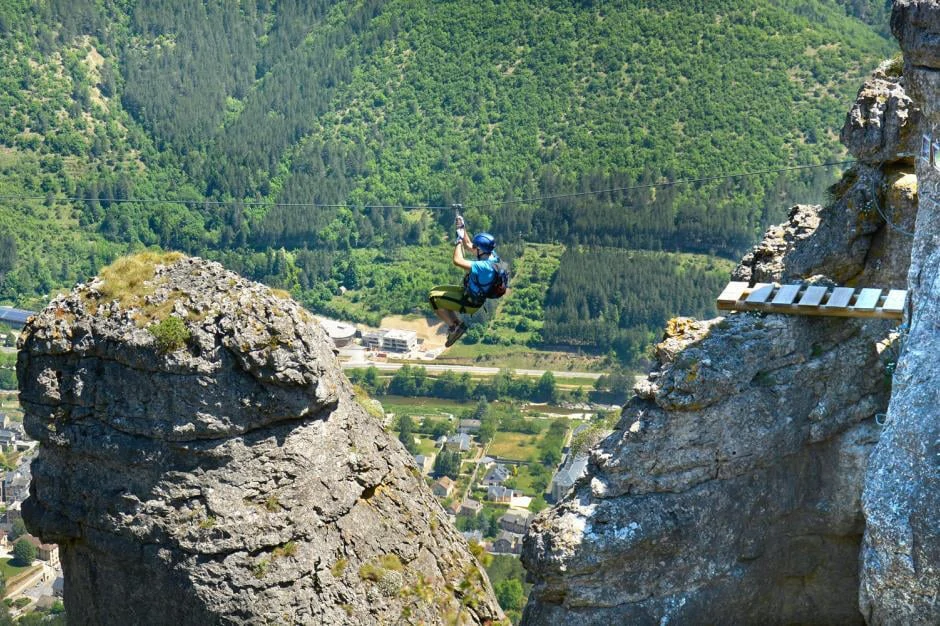 via ferrata florac tyrolienne
