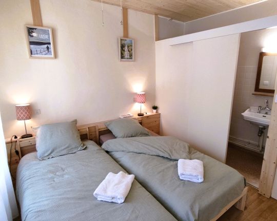 maison saury chambre