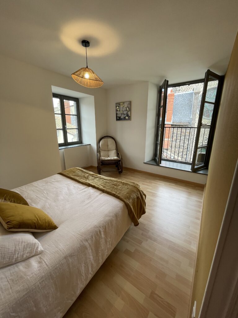 maison coté halle chambre